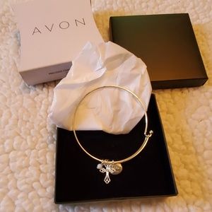 Avon Bracelet, Brand New